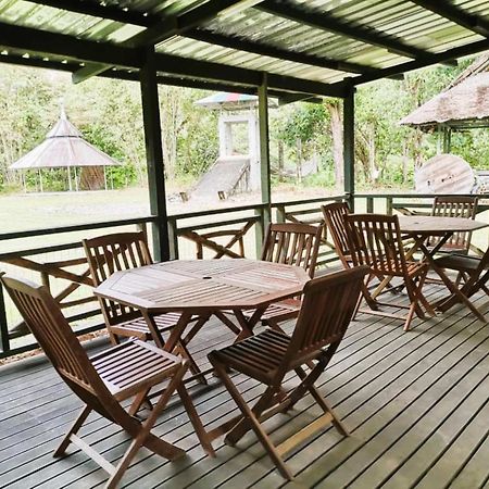 Oyo Home 90491 Flinstone Lodge コタキナバル エクステリア 写真