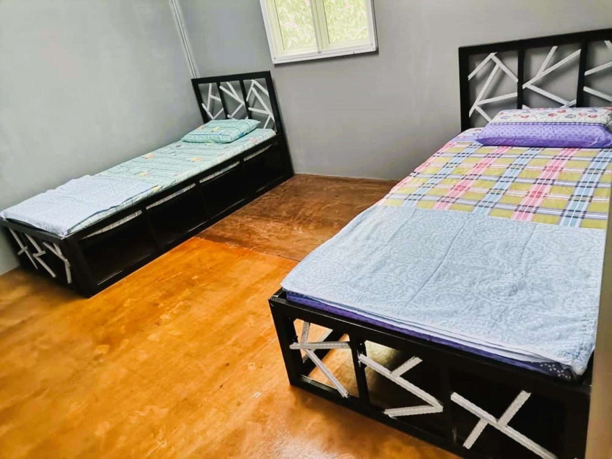 Oyo Home 90491 Flinstone Lodge コタキナバル エクステリア 写真